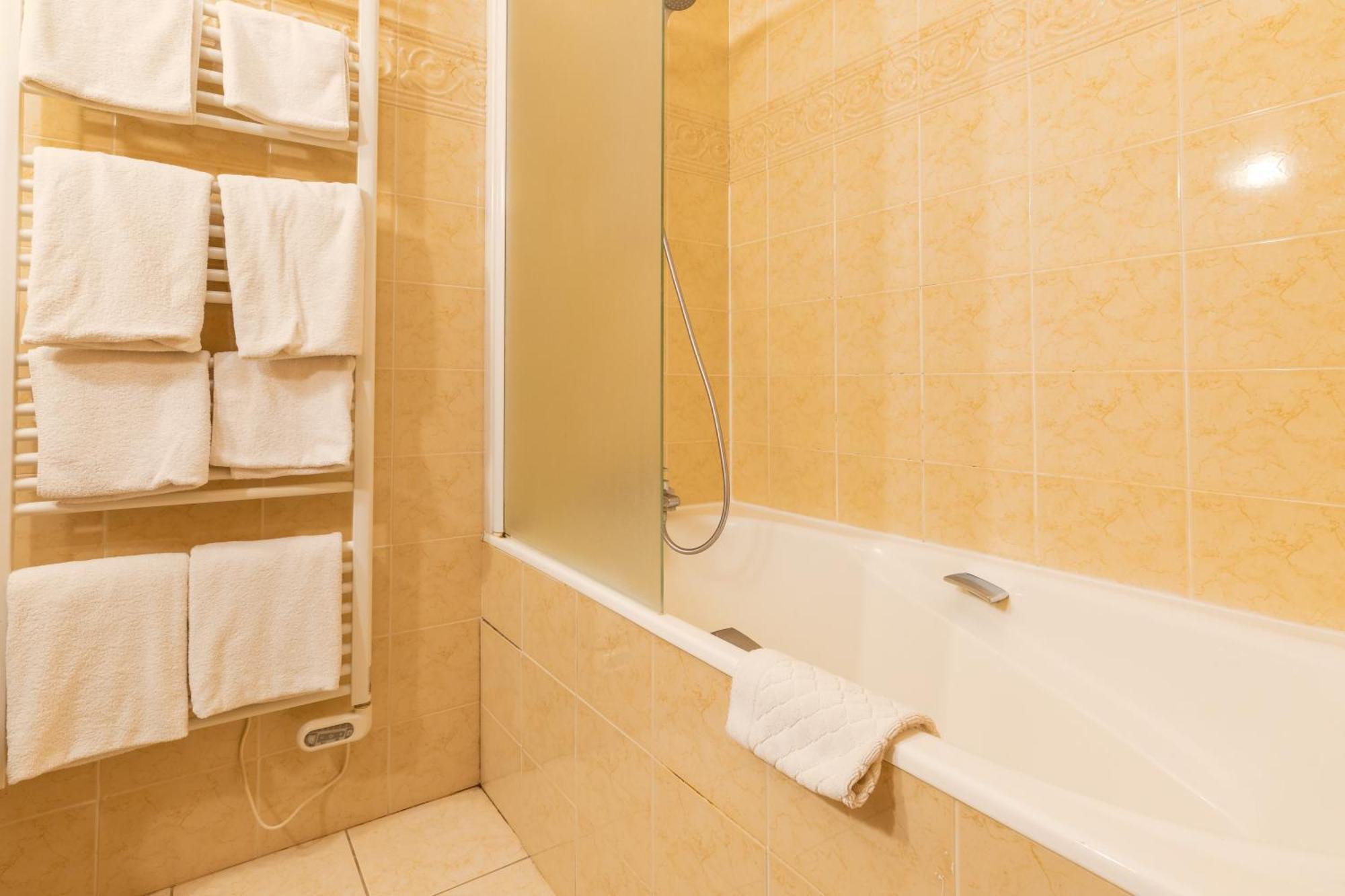 Manoir De Moellien, The Originals Relais Hotel Plonevez-Porzay Ngoại thất bức ảnh